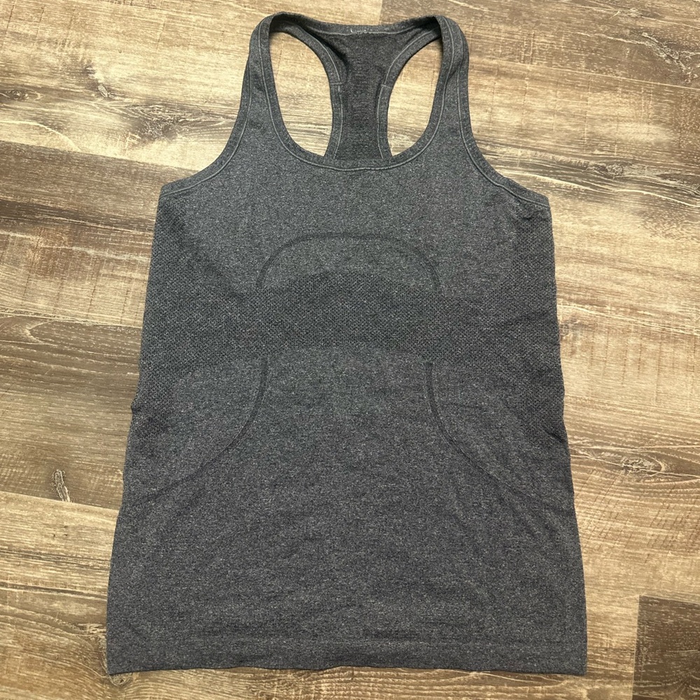 Lululemon Grey sz 8 Swiftly Tank